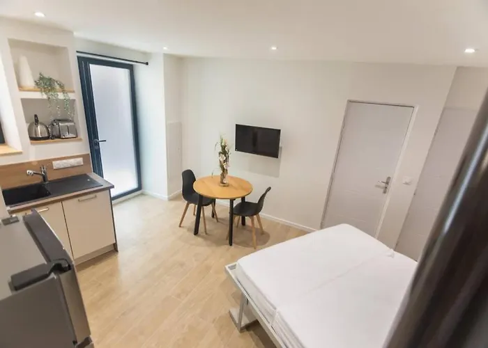 L'estrella Апартаменты *