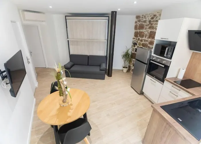 L'estrella Апартаменты